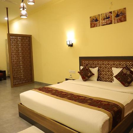 Jaidev Farms And Resort Chhindwāra Buitenkant foto