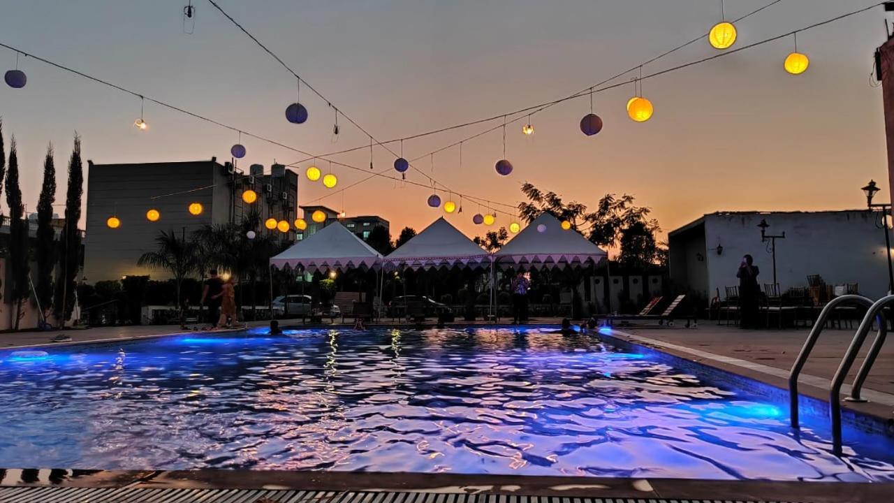 Jaidev Farms And Resort Chhindwāra Buitenkant foto
