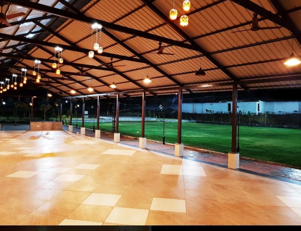Jaidev Farms And Resort Chhindwāra Buitenkant foto