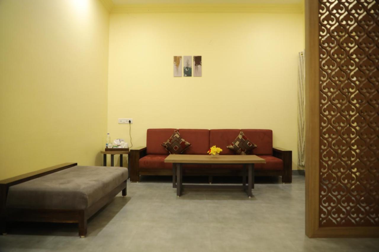 Jaidev Farms And Resort Chhindwāra Buitenkant foto