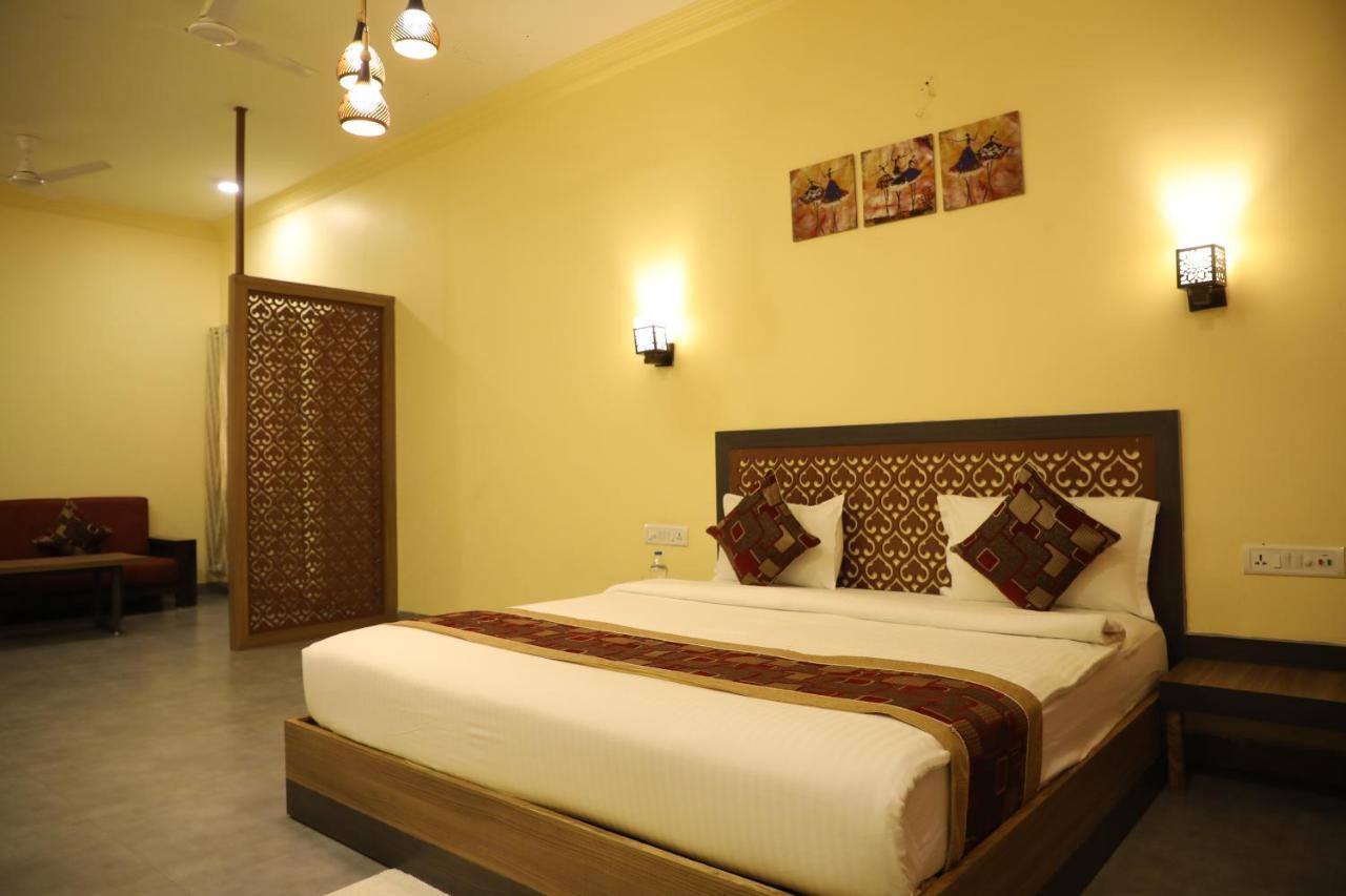 Jaidev Farms And Resort Chhindwāra Buitenkant foto